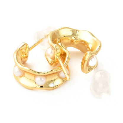 Elegant Shell Pearl Mini Studs
